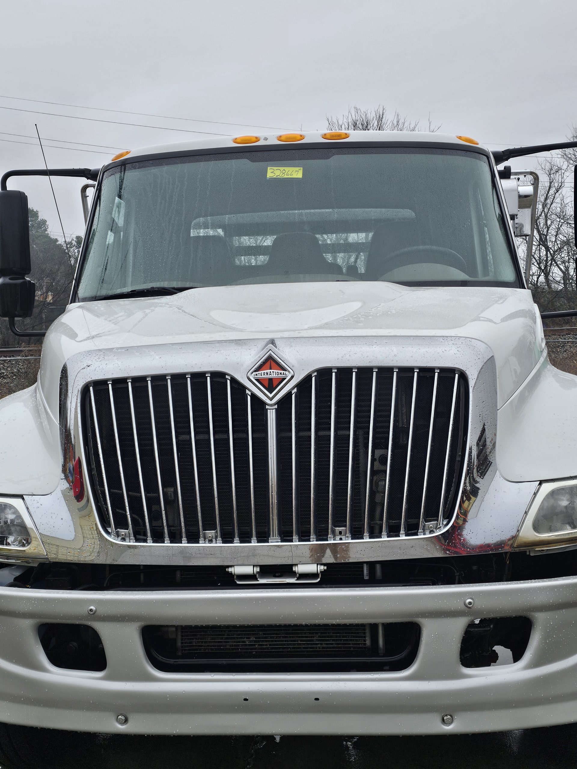 2019 INTERNATIONAL 4300 2019 INTERNATIONAL 4300 - image 2 of 6