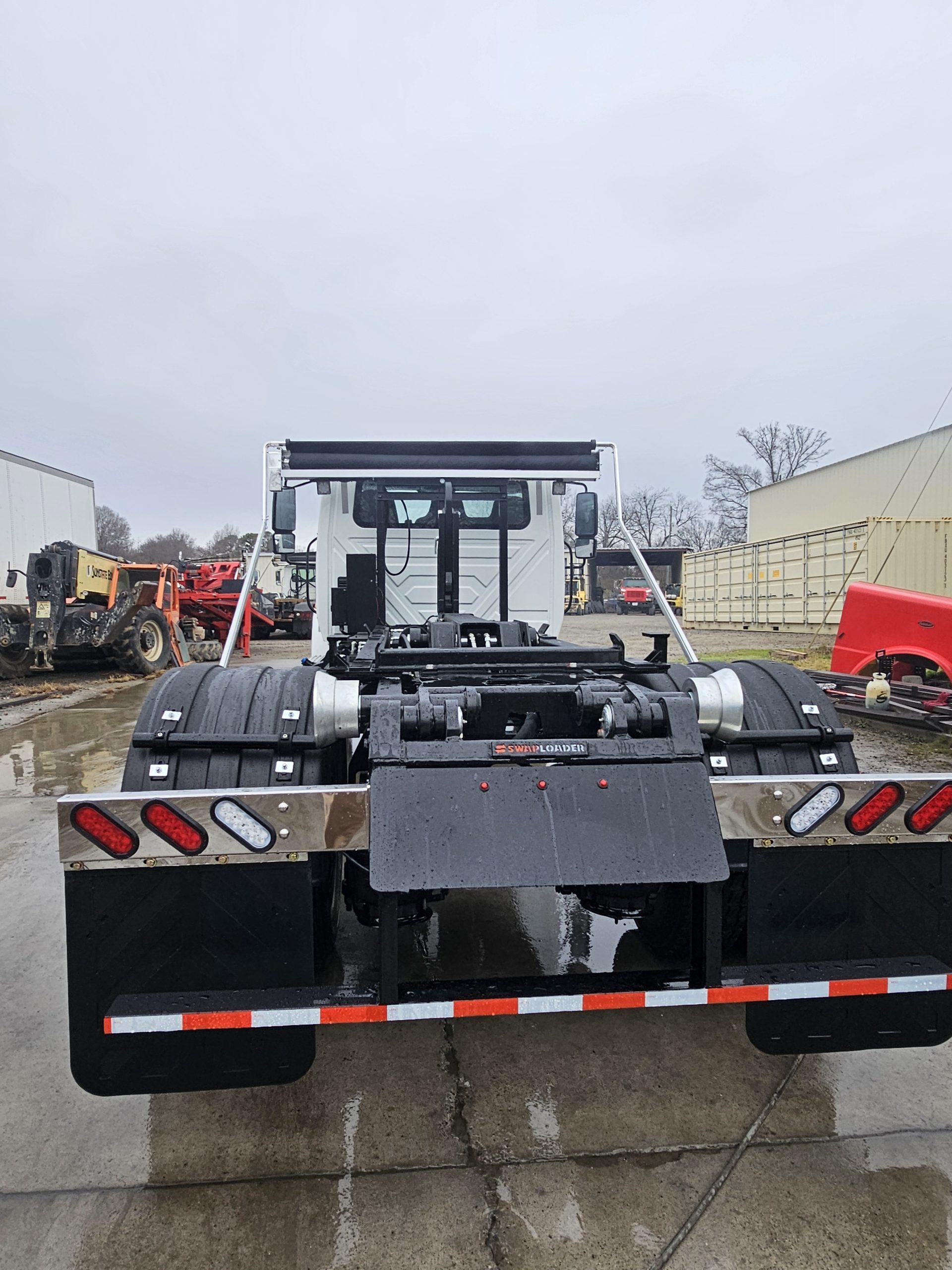 2019 INTERNATIONAL 4300 2019 INTERNATIONAL 4300 - image 4 of 6