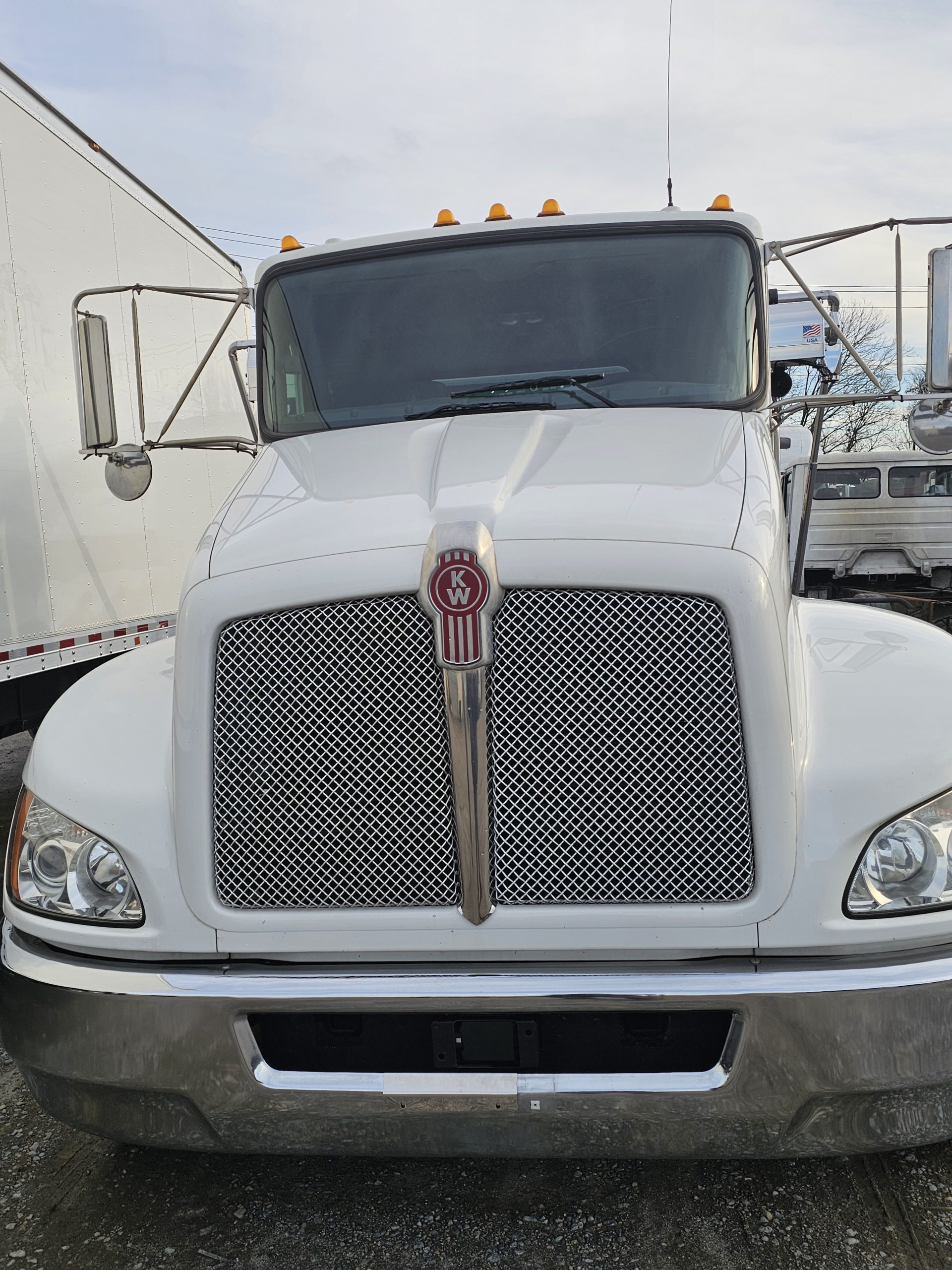 2020 KENWORTH T370 2020 KENWORTH T370 - image 1 of 6