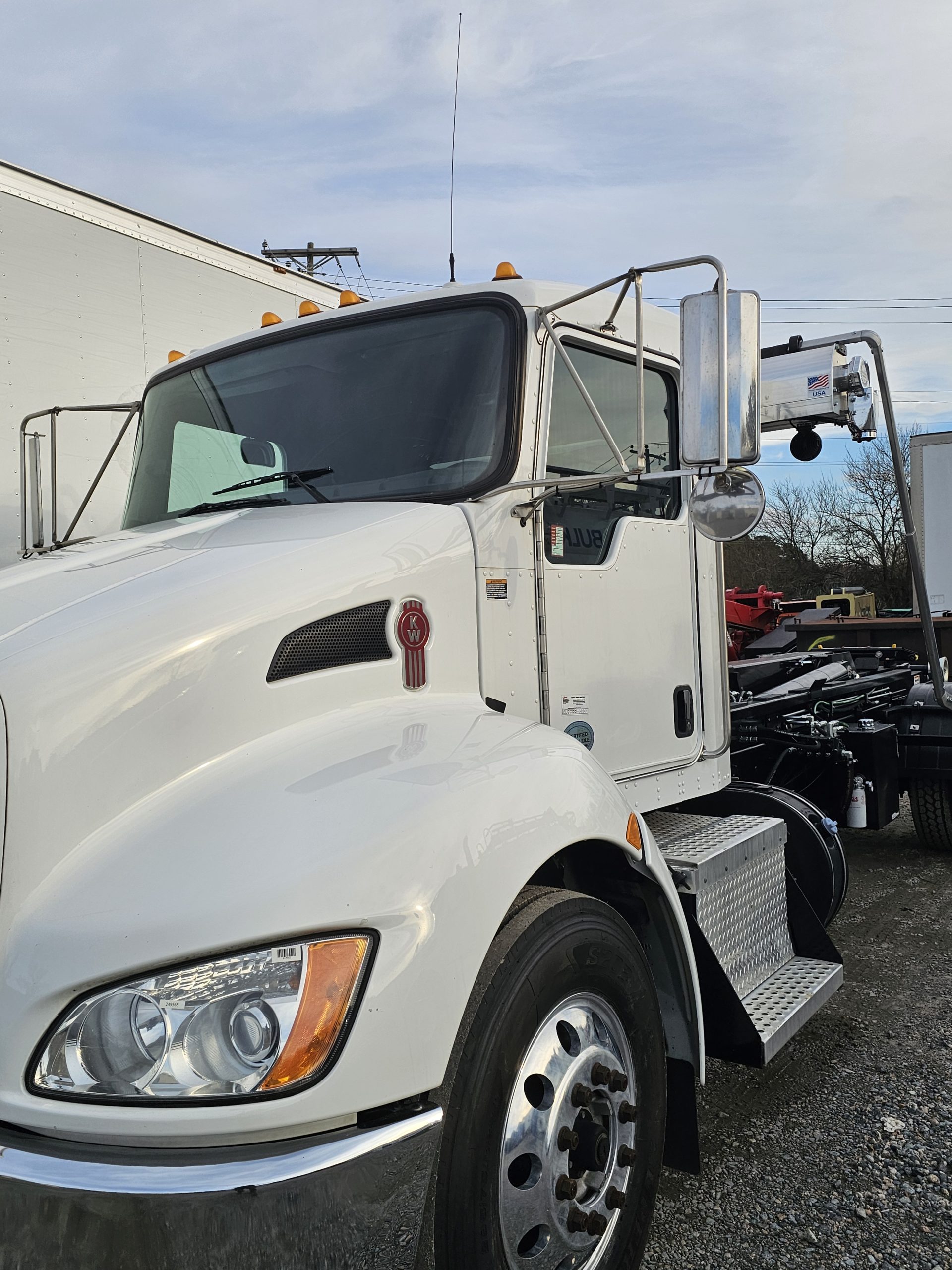 2020 KENWORTH T370 2020 KENWORTH T370 - image 2 of 6